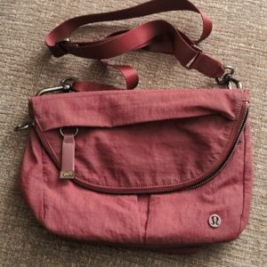 Lululemon festival bag 5L